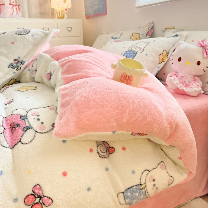 91家纺网 家纺一手货源 找家纺 川悦生活 2025新款立体雪花绒印花大床四件套系列二场景一 派对西高地