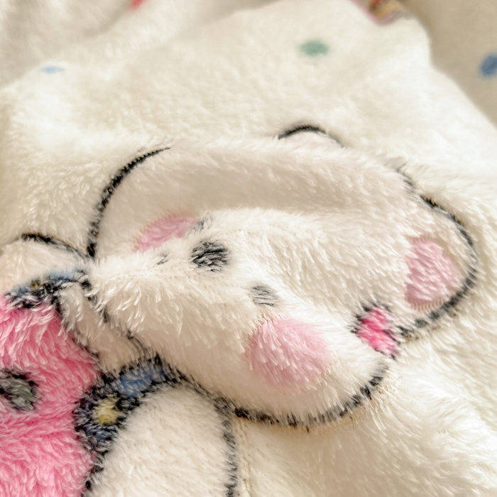 91家纺网 家纺一手货源 找家纺 川悦生活 2025新款立体雪花绒印花大床四件套系列二场景一 派对西高地