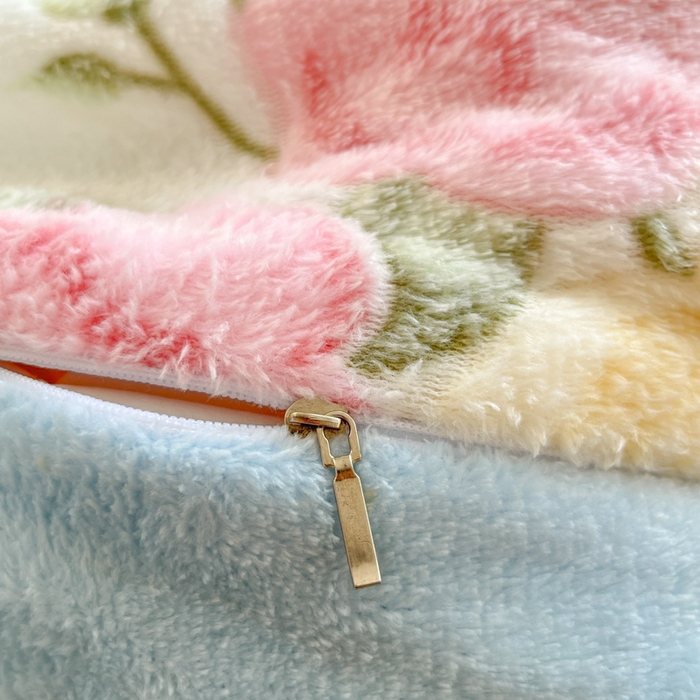 91家纺网 家纺一手货源 找家纺 川悦生活 2025新款立体雪花绒印花大床四件套系列二场景一 西柚花花