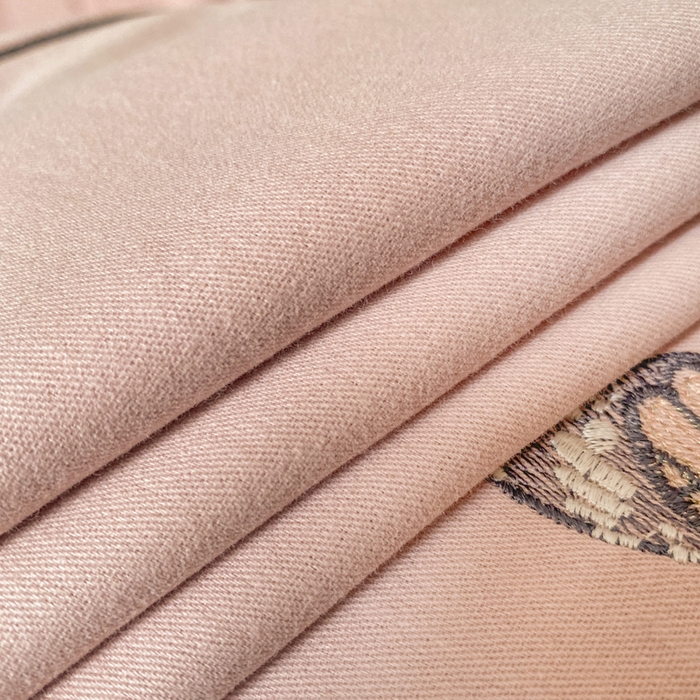 91家纺网 家纺一手货源 找家纺 涵宸家纺 2025新款全棉磨毛刺绣四件套系列-蝶影 蝶影-粉