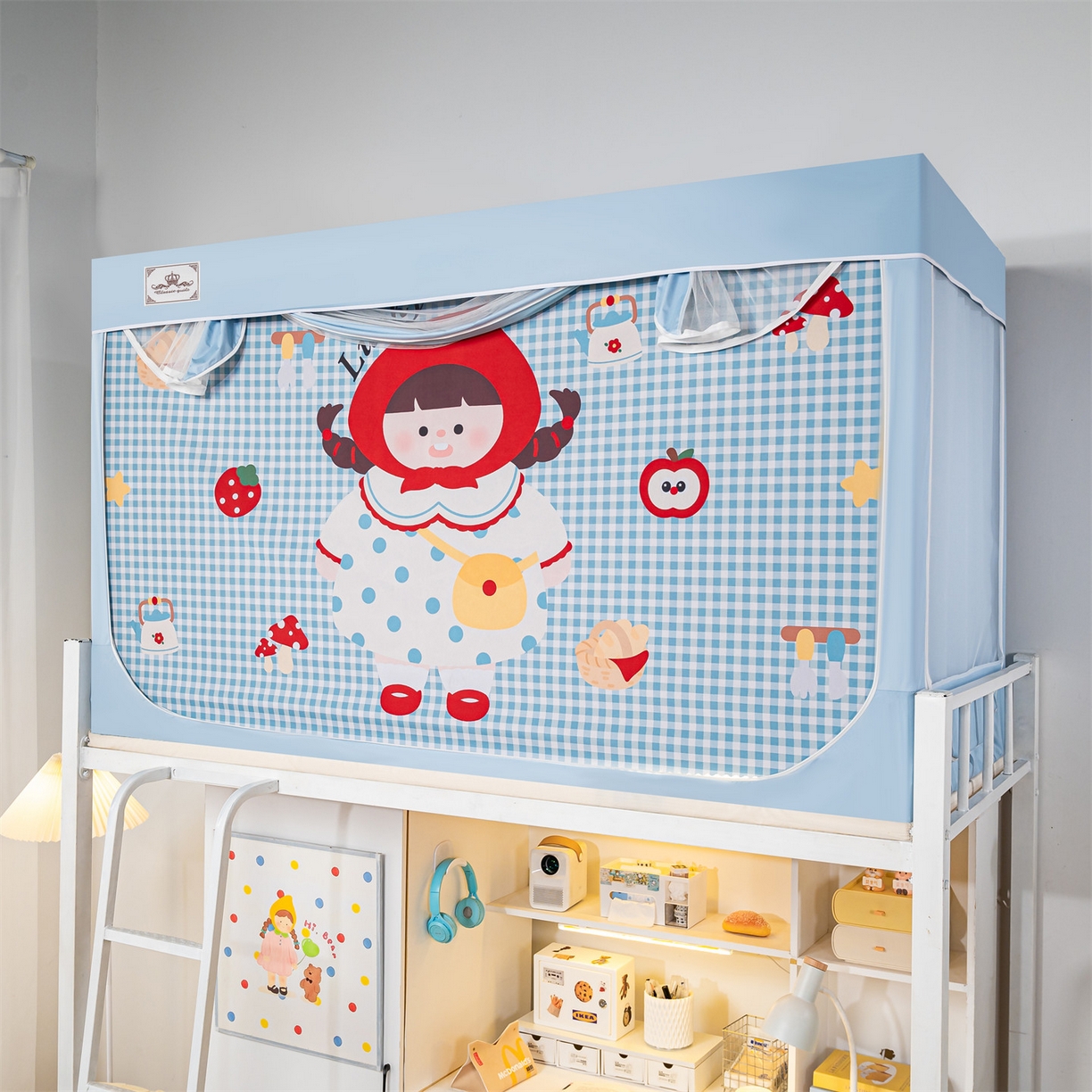 91家纺网 家纺一手货源 找家纺 2025新款多层复合夹层强遮光学生蚊帐 格纹小红帽