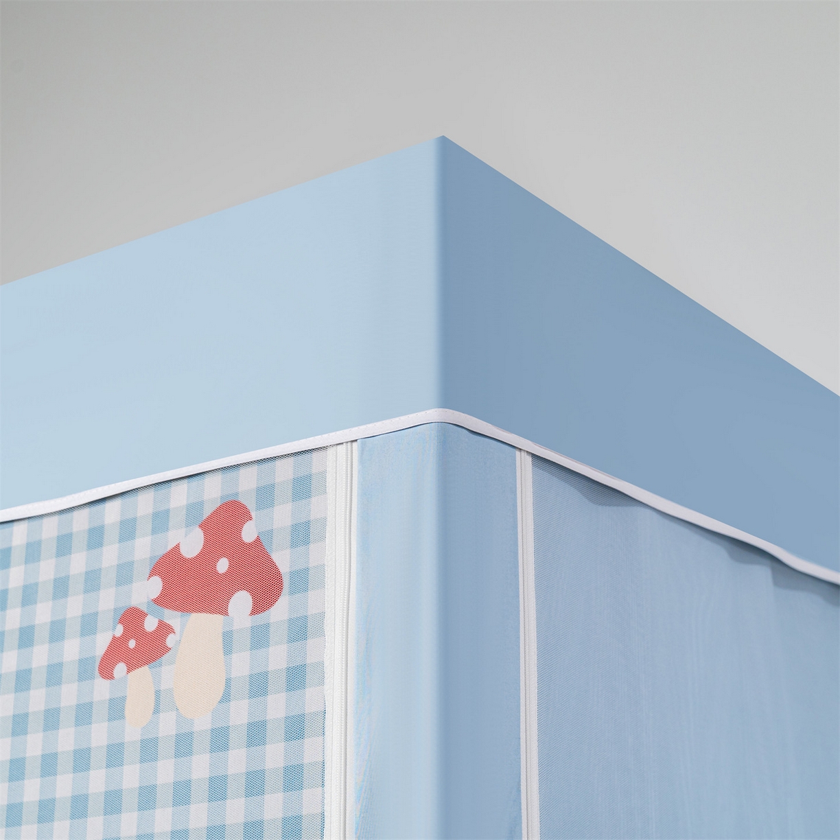 91家纺网 家纺一手货源 找家纺 2025新款多层复合夹层强遮光学生蚊帐 格纹小红帽