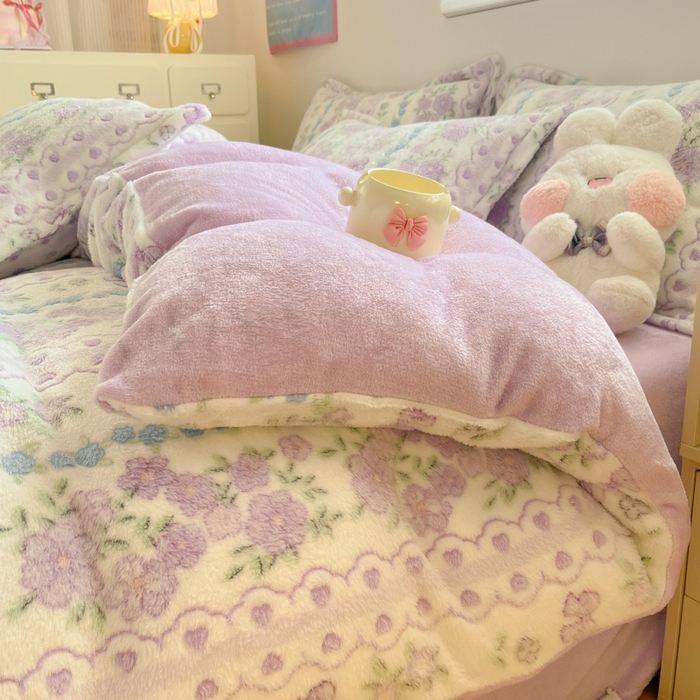 91家纺网 家纺一手货源 找家纺 川悦生活 2025新款立体雪花绒印花大床四件套系列二场景一 香芋花田