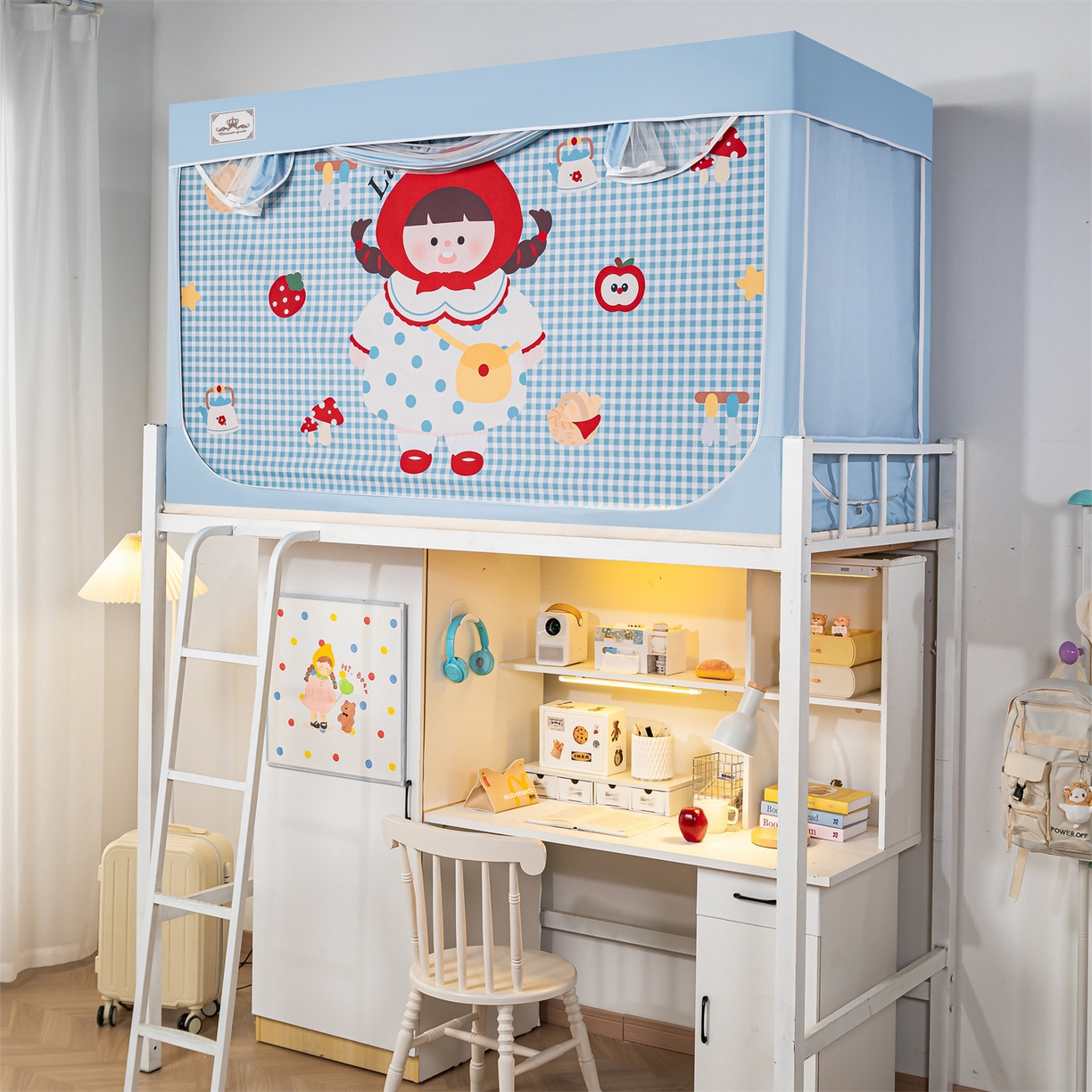 91家纺网 家纺一手货源 找家纺 2025新款多层复合夹层强遮光学生蚊帐 格纹小红帽