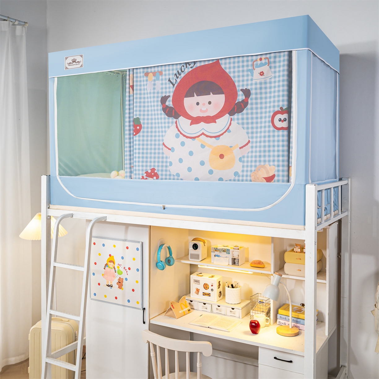 91家纺网 家纺一手货源 找家纺 2025新款多层复合夹层强遮光学生蚊帐 格纹小红帽