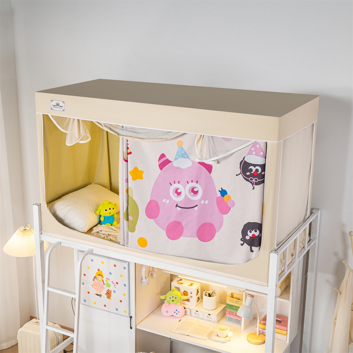 91家纺网 家纺一手货源 找家纺 2025新款多层复合夹层强遮光学生蚊帐 萌兽奇遇