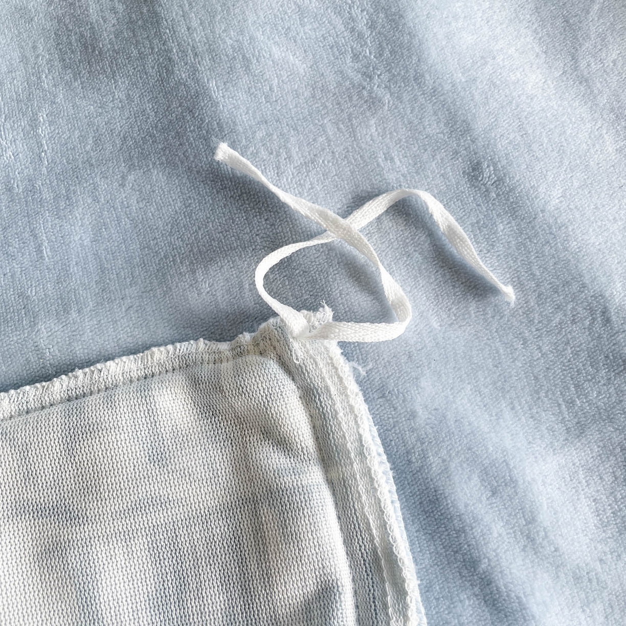 91家纺网 家纺一手货源 找家纺 居易简 2025新款A类高克重牛奶绒立体浮雕四件套 豆蔻