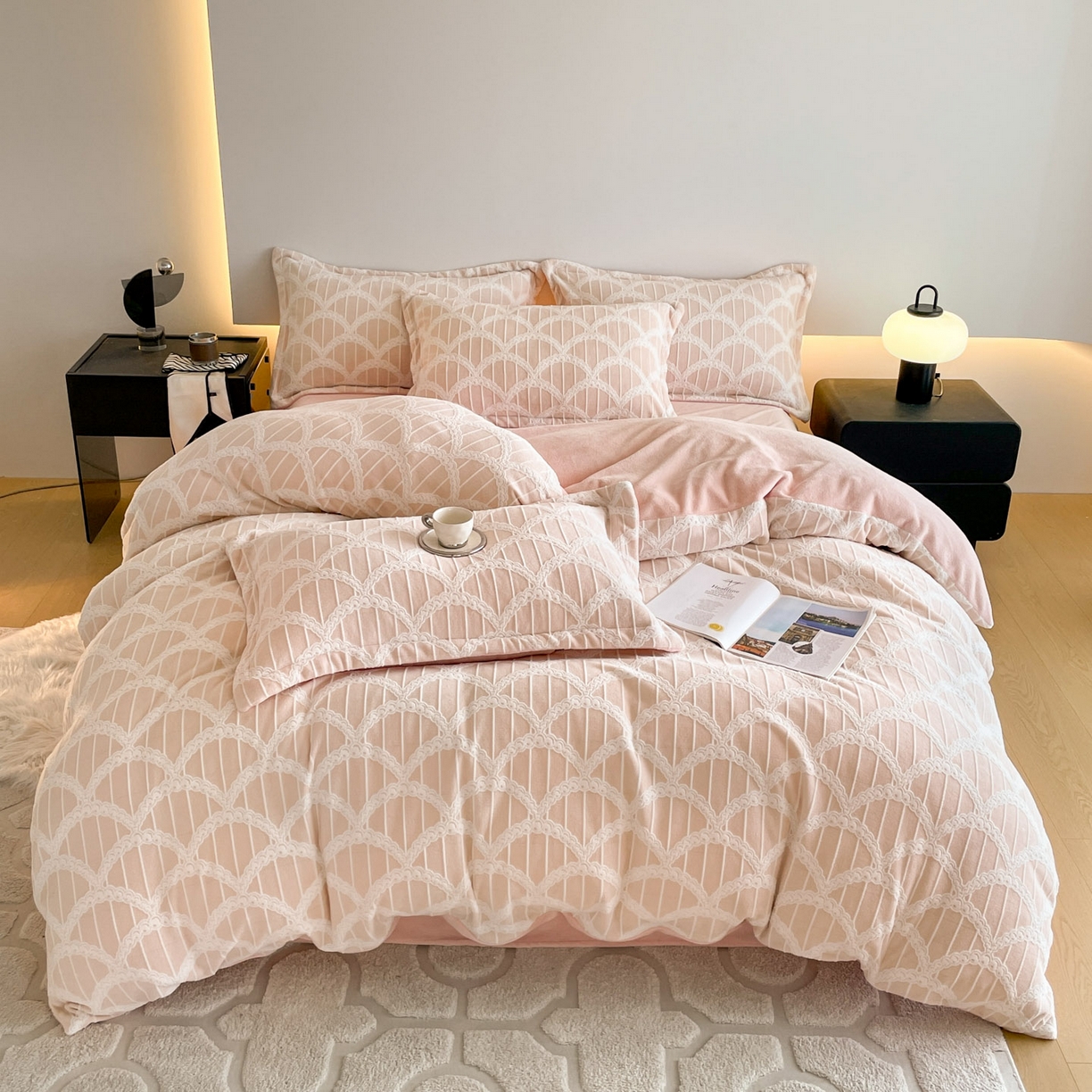 91家纺网 家纺一手货源 找家纺 居易简 2025新款A类高克重牛奶绒立体浮雕四件套 橘暖