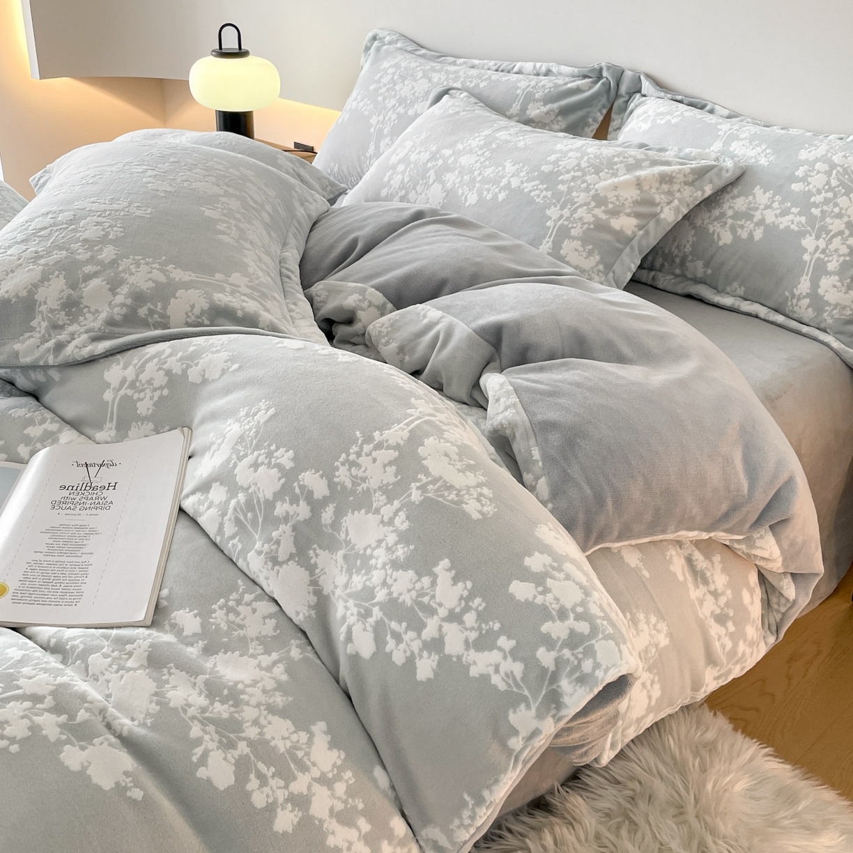 91家纺网 家纺一手货源 找家纺 居易简 2025新款A类高克重牛奶绒立体浮雕四件套 画意枝头