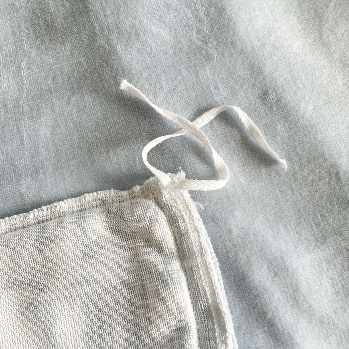 91家纺网 家纺一手货源 找家纺 居易简 2025新款A类高克重牛奶绒立体浮雕四件套 画意枝头