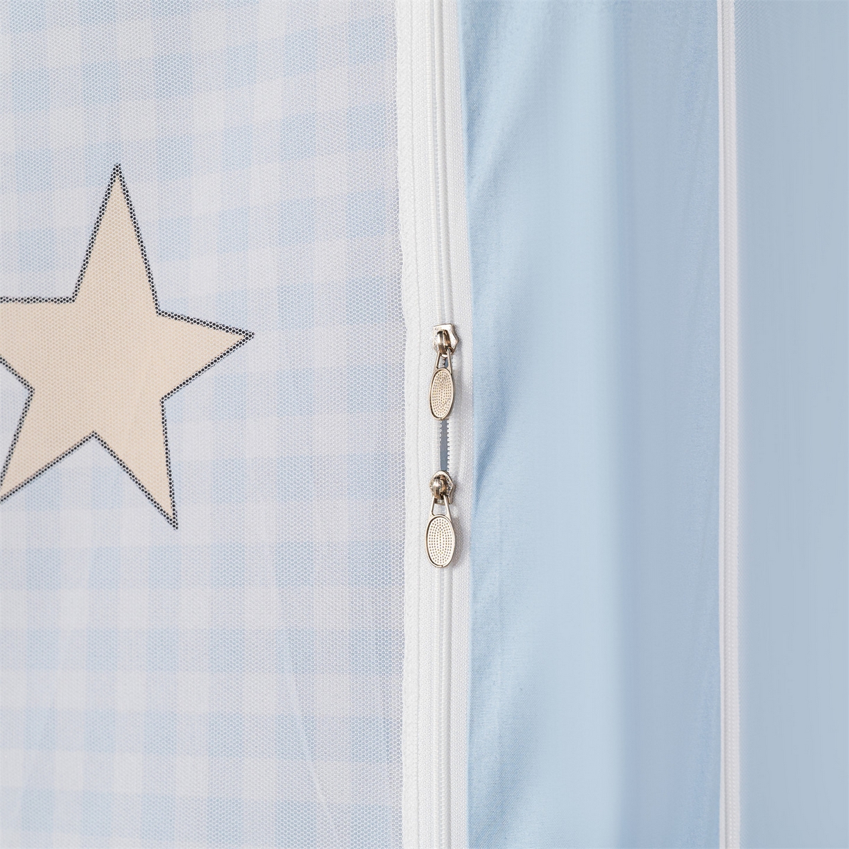 91家纺网 家纺一手货源 找家纺 2025新款多层复合夹层强遮光学生蚊帐 睡汪奇妙夜