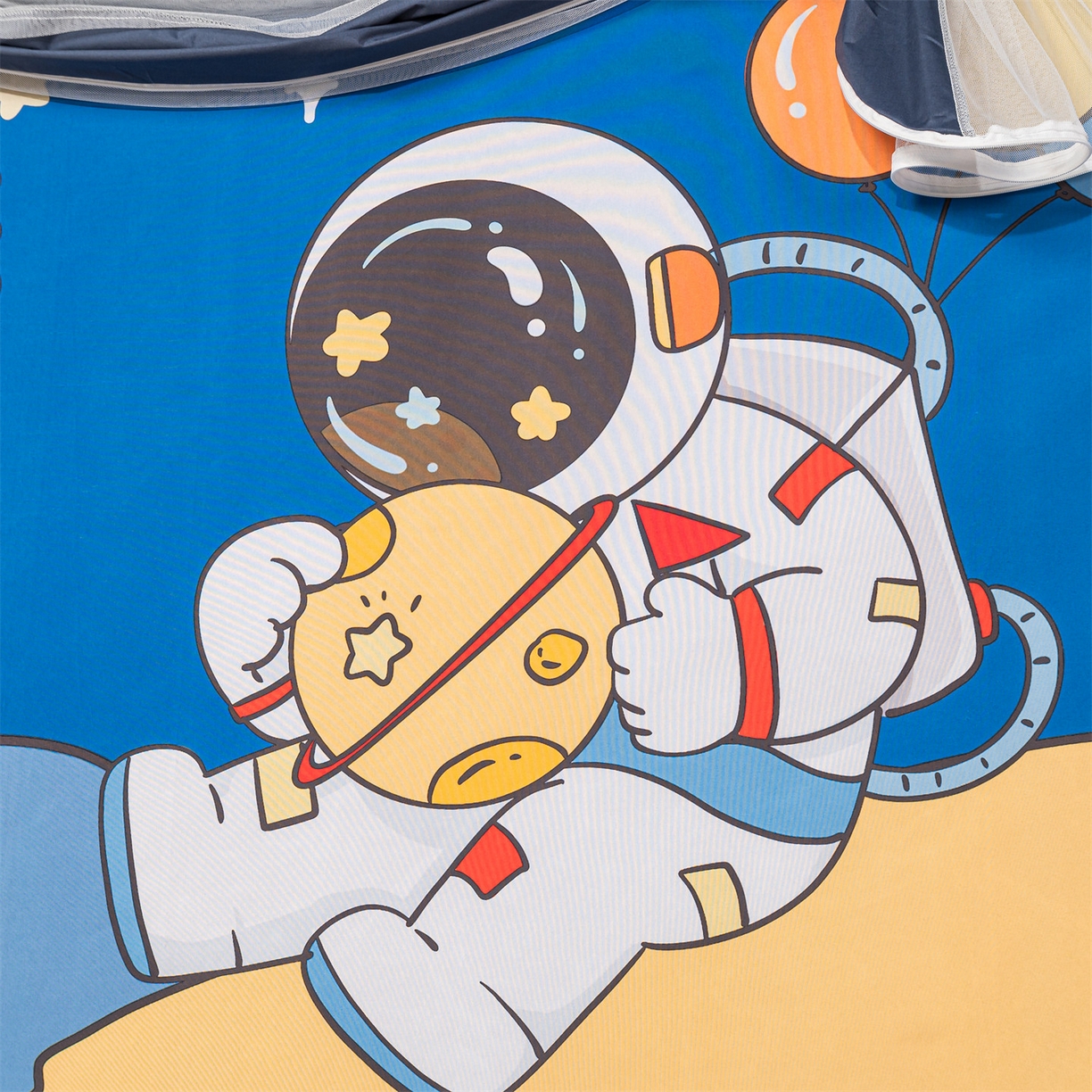 91家纺网 家纺一手货源 找家纺 2025新款多层复合夹层强遮光学生蚊帐 奇趣宇宙