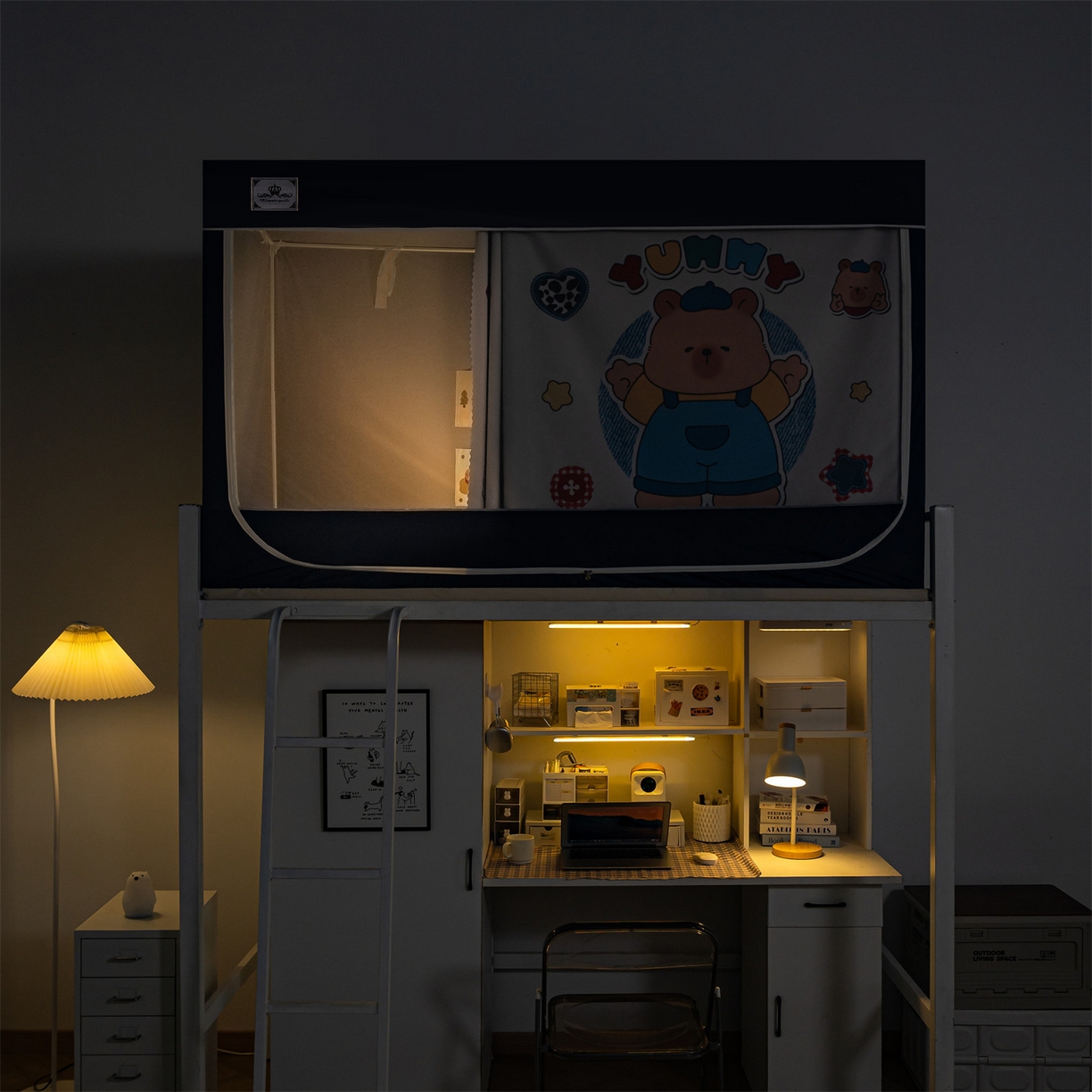 91家纺网 家纺一手货源 找家纺 2025新款多层复合夹层强遮光学生蚊帐 小熊派对