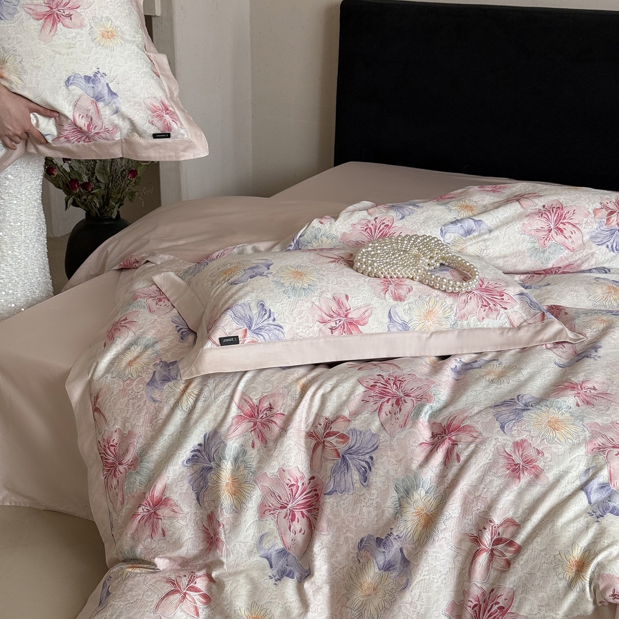 91家纺网 家纺一手货源 找家纺 （总）鹿班家居 2025新款秋冬款100S长绒棉数码印花系列四件套-心素如简（标准会员-20元）