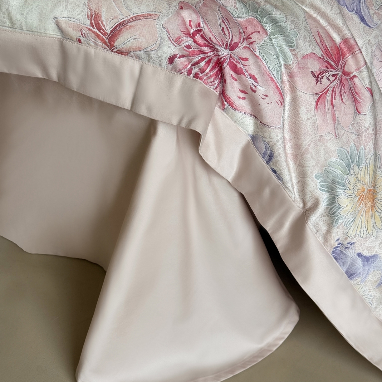 91家纺网 家纺一手货源 找家纺 （总）鹿班家居 2025新款秋冬款100S长绒棉数码印花系列四件套-心素如简（标准会员-20元）