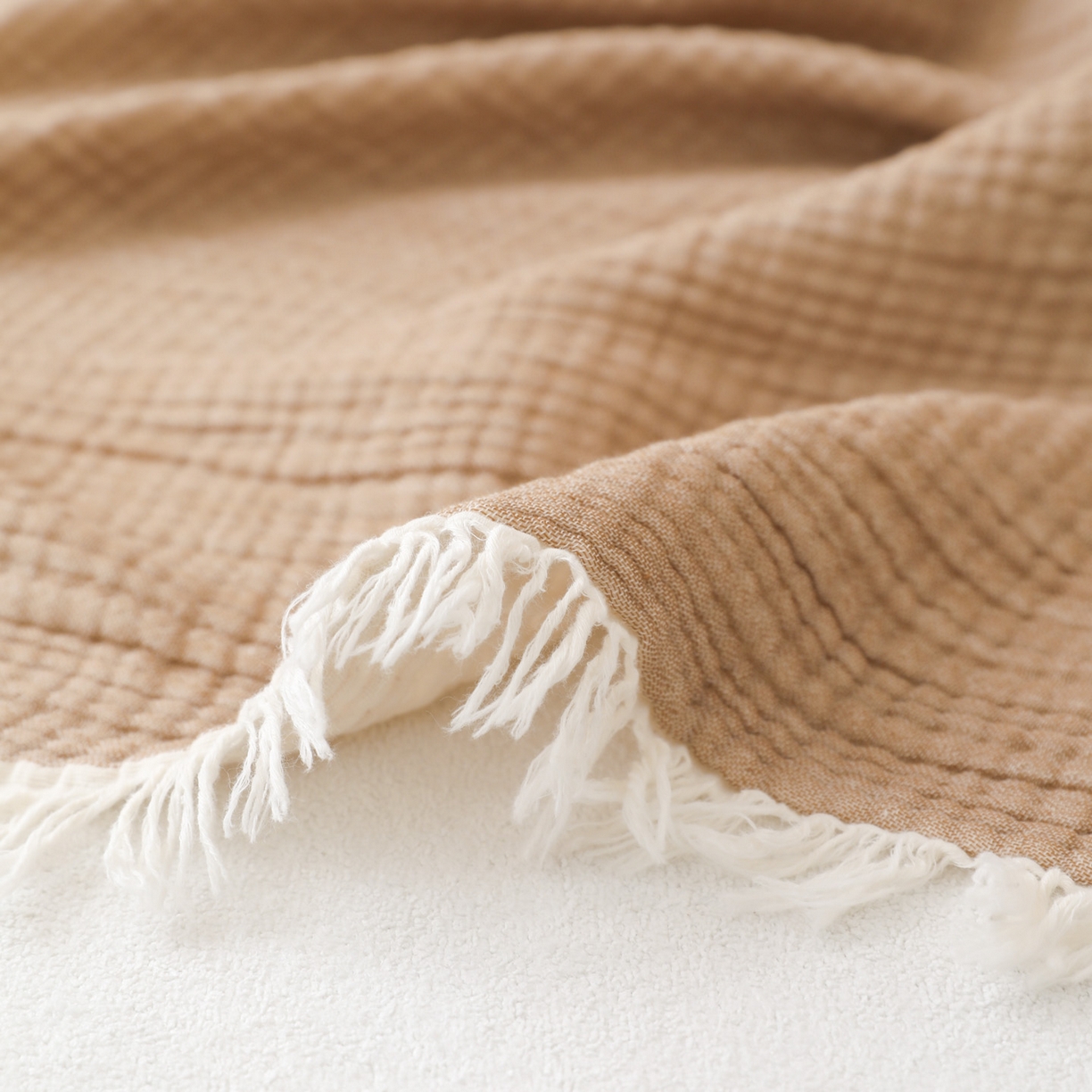 91家纺网 家纺一手货源 找家纺 简宜家居（朝初家纺） 2025新款全棉100%棉四层纱流苏边毛毯子 流苏-焦糖褐