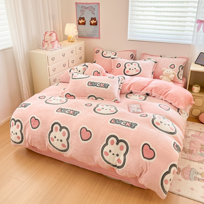 91家纺网 家纺一手货源 找家纺 （总）川悦生活 2025新款立体雪花绒印花大床四件套系列一场景一