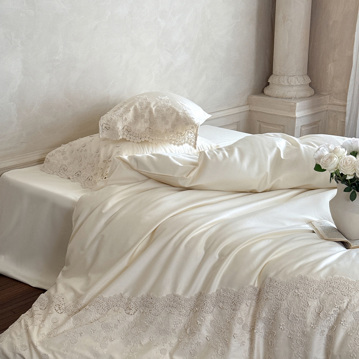 91家纺网 家纺一手货源 找家纺 佳汐蓝家纺 2025新款100支澳棉花边四件套-花拾光 花拾光-白色