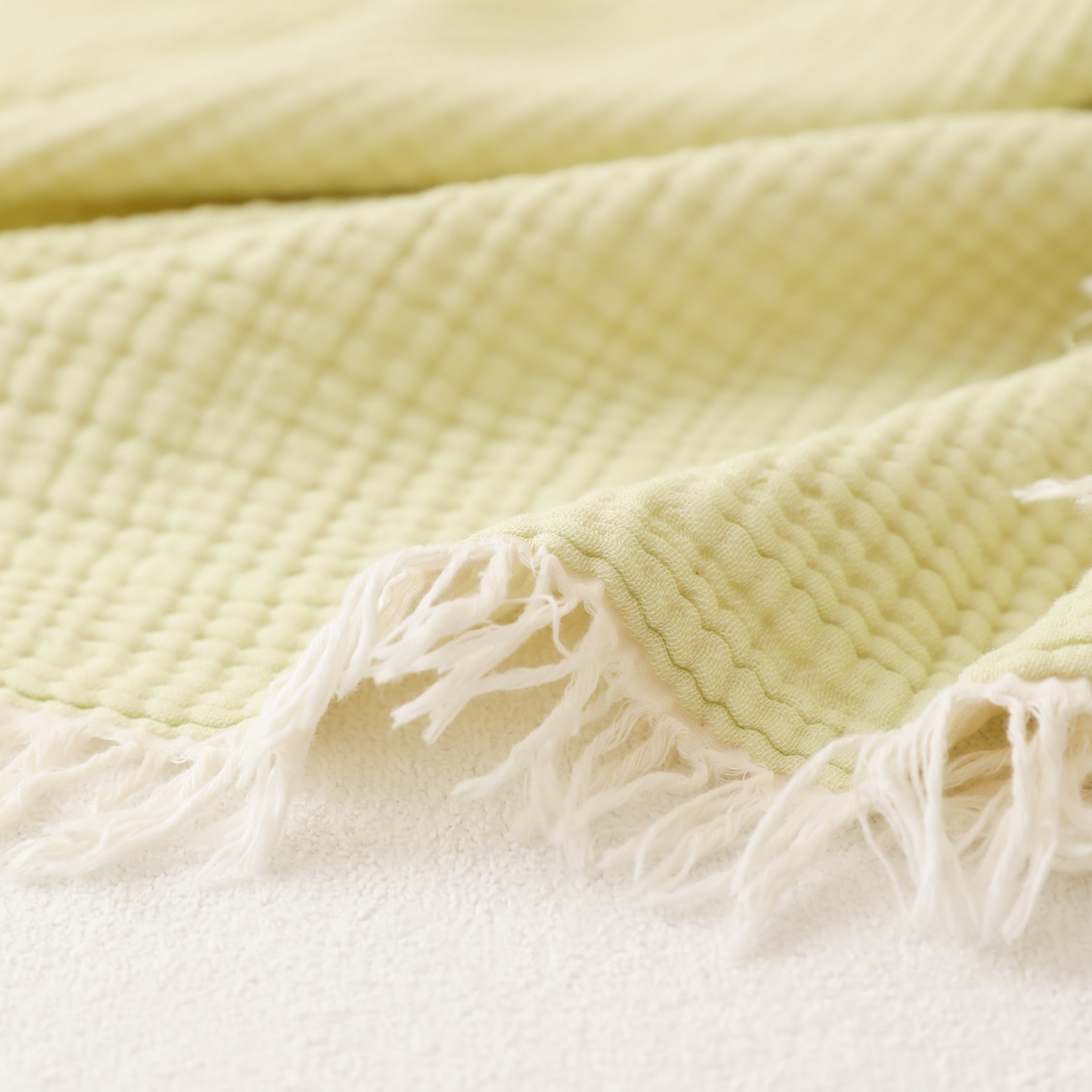 91家纺网 家纺一手货源 找家纺 简宜家居（朝初家纺） 2025新款全棉100%棉四层纱流苏边毛毯子 流苏-浅豆绿