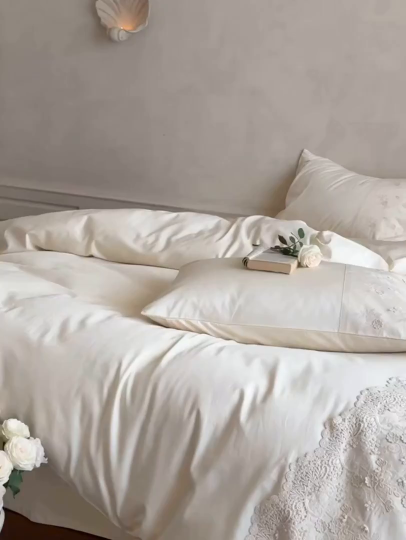 91家纺网 家纺一手货源 找家纺 佳汐蓝家纺 2025新款100支澳棉花边四件套-花拾光 花拾光-白色