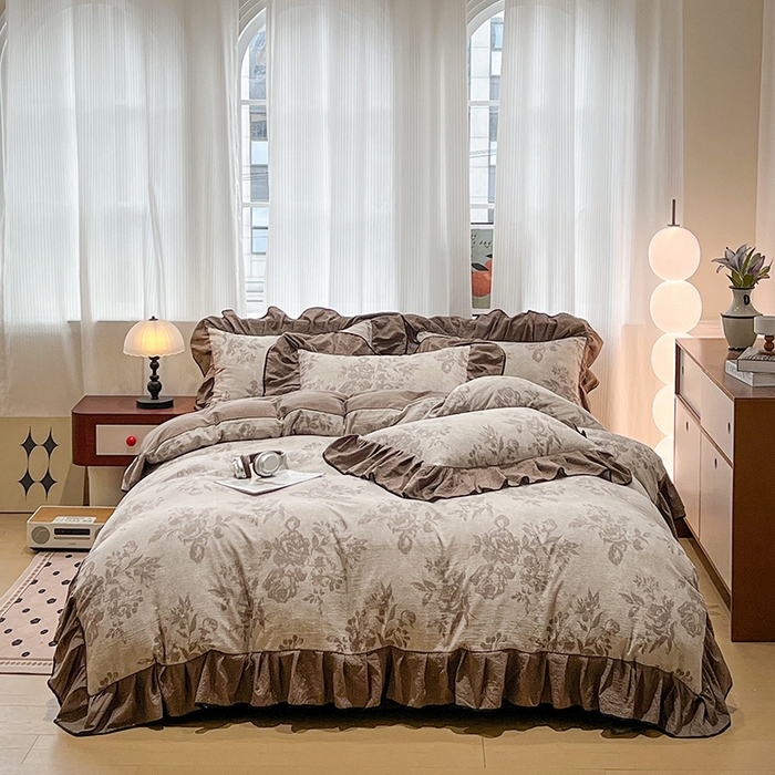 91家纺网 家纺一手货源 找家纺 总（赛丽雅）2025秋冬新品130克加厚复古风印花磨毛四件套