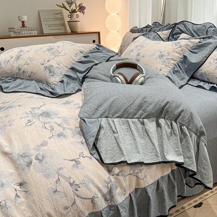 91家纺网 家纺一手货源 找家纺 （赛丽雅）2025秋冬新品130克加厚复古风印花磨毛四件套 暮雪-灰