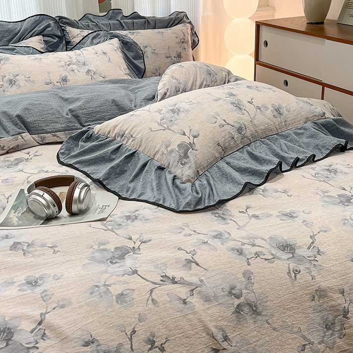 91家纺网 家纺一手货源 找家纺 （赛丽雅）2025秋冬新品130克加厚复古风印花磨毛四件套 暮雪-灰