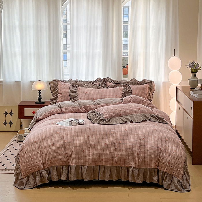 91家纺网 家纺一手货源 找家纺 （赛丽雅）2025秋冬新品130克加厚复古风印花磨毛四件套 秋恋-红