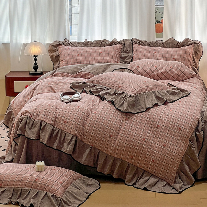 91家纺网 家纺一手货源 找家纺 （赛丽雅）2025秋冬新品130克加厚复古风印花磨毛四件套 秋恋-红