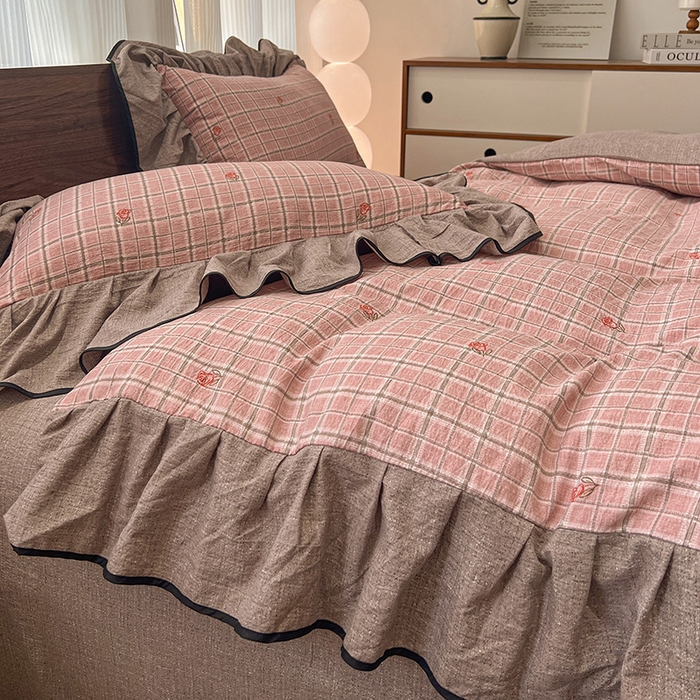 91家纺网 家纺一手货源 找家纺 （赛丽雅）2025秋冬新品130克加厚复古风印花磨毛四件套 秋恋-红