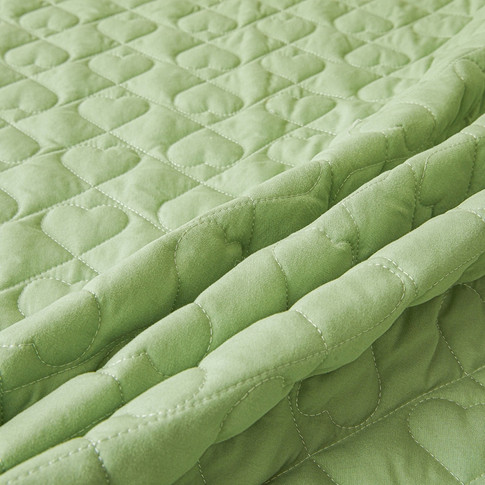 91家纺网 家纺一手货源 找家纺 （总）艾裙海 2025新款云朵棉蕾丝刺绣花边夹棉床裙单床裙床裙单件爱心系列