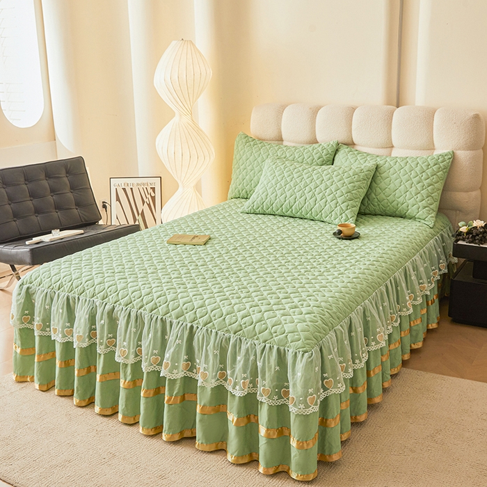 91家纺网 家纺一手货源 找家纺 （总）艾裙海 2025新款云朵棉蕾丝刺绣花边夹棉床裙单床裙床裙单件爱心系列