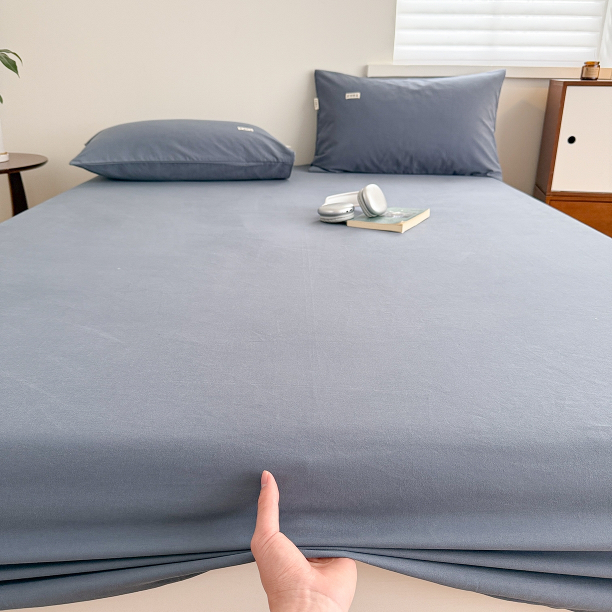 91家纺网 家纺一手货源 找家纺 眠博士 2025新款A类纯色全棉磨毛大床床笠三件套 磨毛床笠-陶瓷深蓝