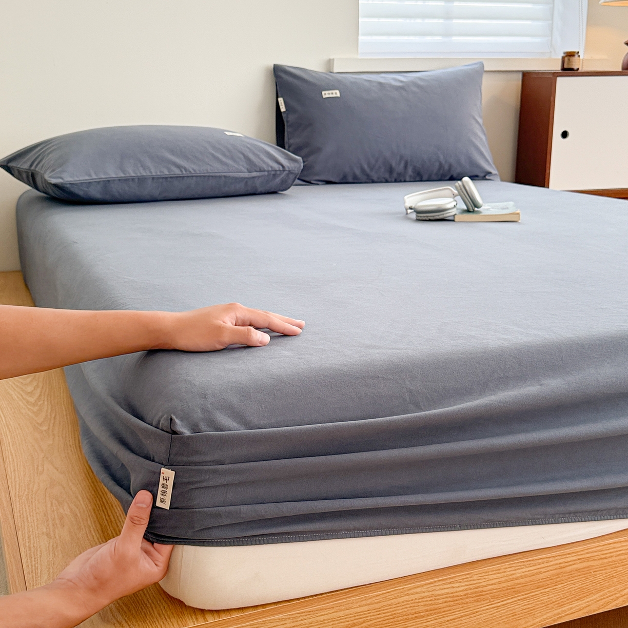 91家纺网 家纺一手货源 找家纺 眠博士 2025新款A类纯色全棉磨毛大床床笠三件套 磨毛床笠-陶瓷深蓝