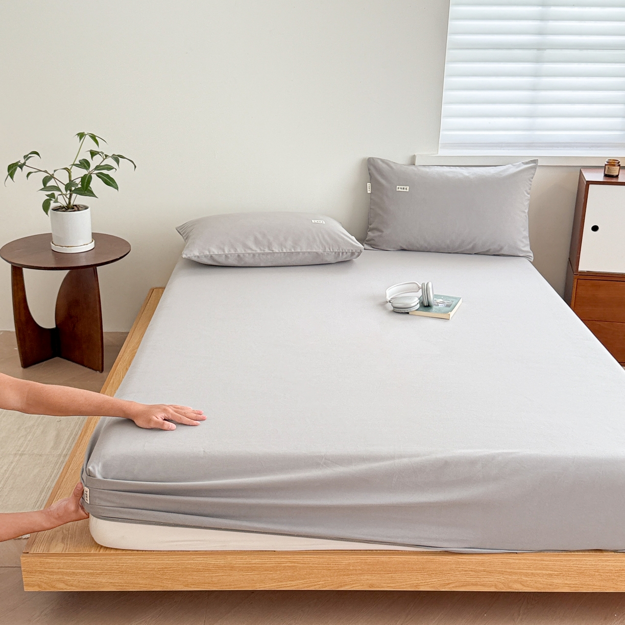 91家纺网 家纺一手货源 找家纺 眠博士 2025新款A类纯色全棉磨毛大床床笠三件套 磨毛床笠-陶瓷浅灰