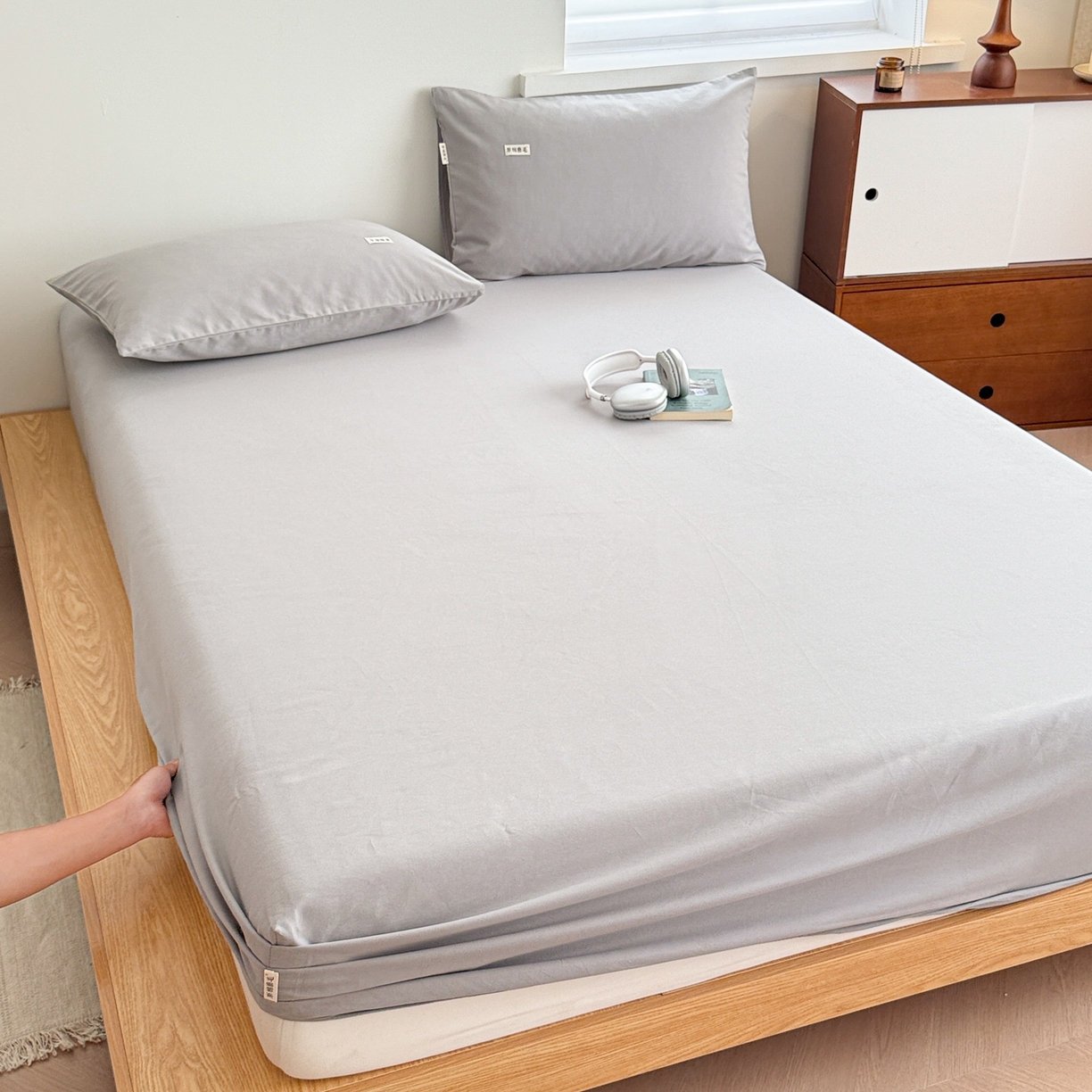 91家纺网 家纺一手货源 找家纺 眠博士 2025新款A类纯色全棉磨毛大床床笠三件套 磨毛床笠-陶瓷浅灰