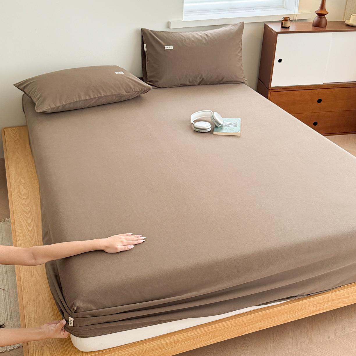 91家纺网 家纺一手货源 找家纺 眠博士 2025新款A类纯色全棉磨毛大床床笠三件套 磨毛床笠-陶瓷咖