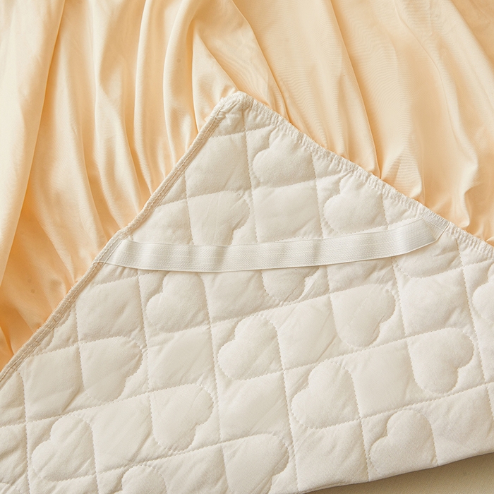 91家纺网 家纺一手货源 找家纺 艾裙海 2025新款云朵棉蕾丝刺绣花边夹棉床裙单床裙床裙单件爱心系列 爱心米白