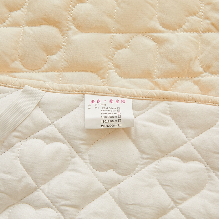 91家纺网 家纺一手货源 找家纺 艾裙海 2025新款云朵棉蕾丝刺绣花边夹棉床裙单床裙床裙单件爱心系列 爱心米白