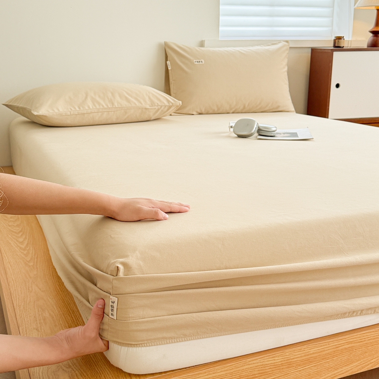 91家纺网 家纺一手货源 找家纺 眠博士 2025新款A类纯色全棉磨毛大床床笠三件套 磨毛床笠-陶瓷杏