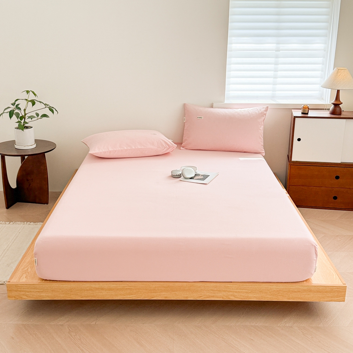 91家纺网 家纺一手货源 找家纺 眠博士 2025新款A类纯色全棉磨毛大床床笠三件套 磨毛床笠-陶瓷粉