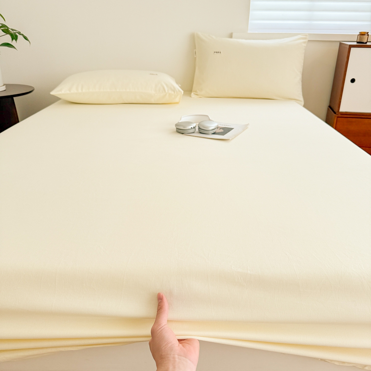 91家纺网 家纺一手货源 找家纺 眠博士 2025新款A类纯色全棉磨毛大床床笠三件套 磨毛床笠-陶瓷奶白