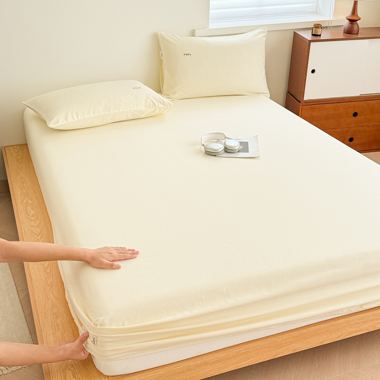 91家纺网 家纺一手货源 找家纺 眠博士 2025新款A类纯色全棉磨毛大床床笠三件套 磨毛床笠-陶瓷奶白