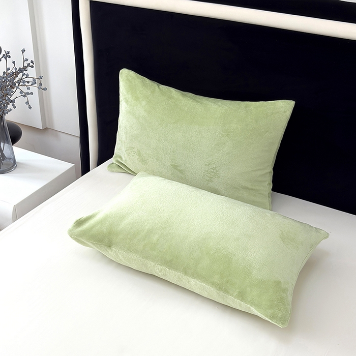 91家纺网 家纺一手货源 找家纺 2025新款高克重纯色保暖牛奶绒单床笠枕套 浅水绿