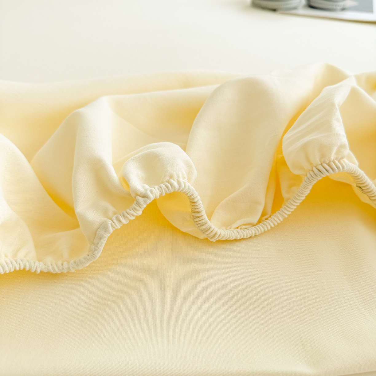 91家纺网 家纺一手货源 找家纺 眠博士 2025新款A类纯色全棉磨毛大床床笠三件套 磨毛床笠-陶瓷奶白