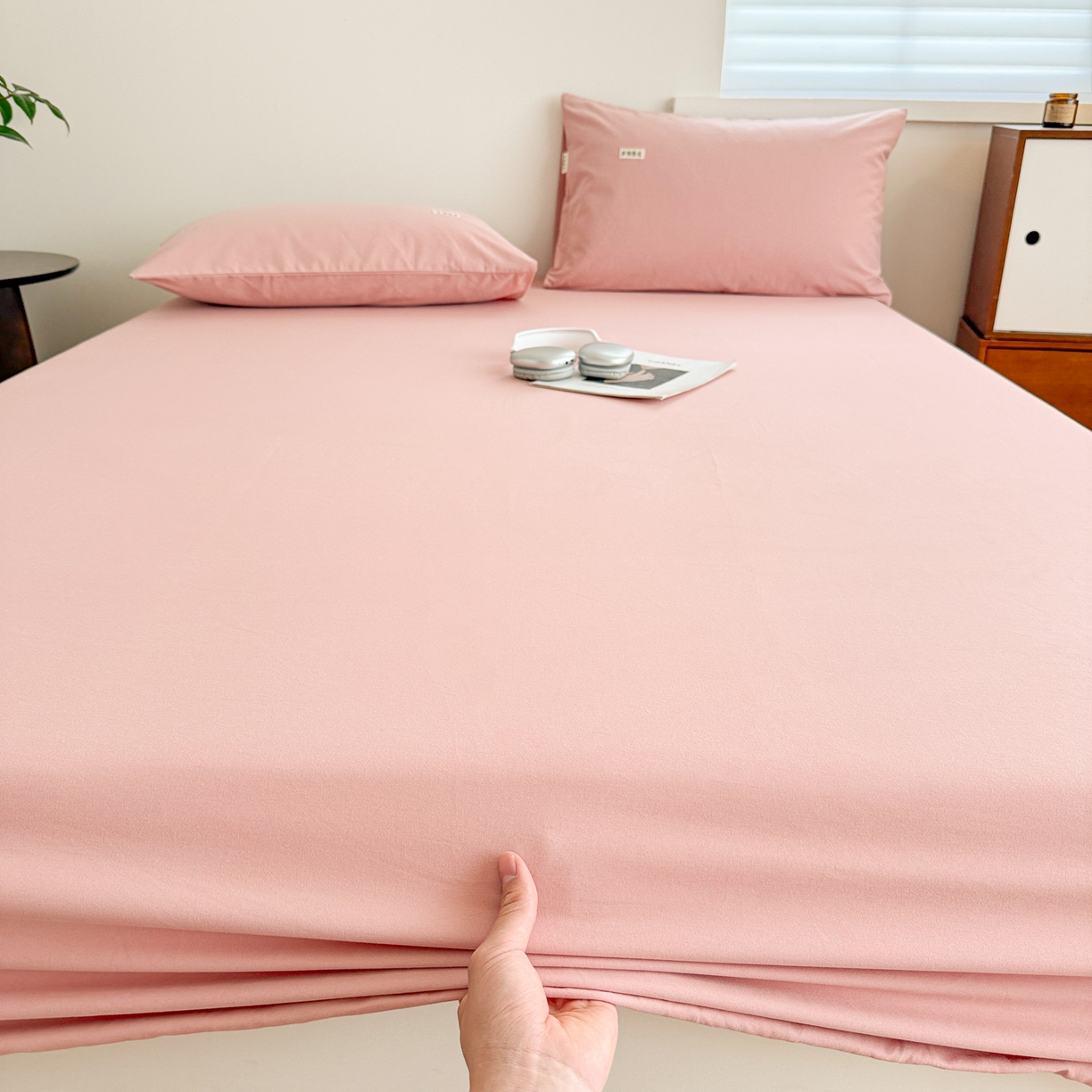 91家纺网 家纺一手货源 找家纺 眠博士 2025新款A类纯色全棉磨毛大床床笠三件套 磨毛床笠-陶瓷豆沙