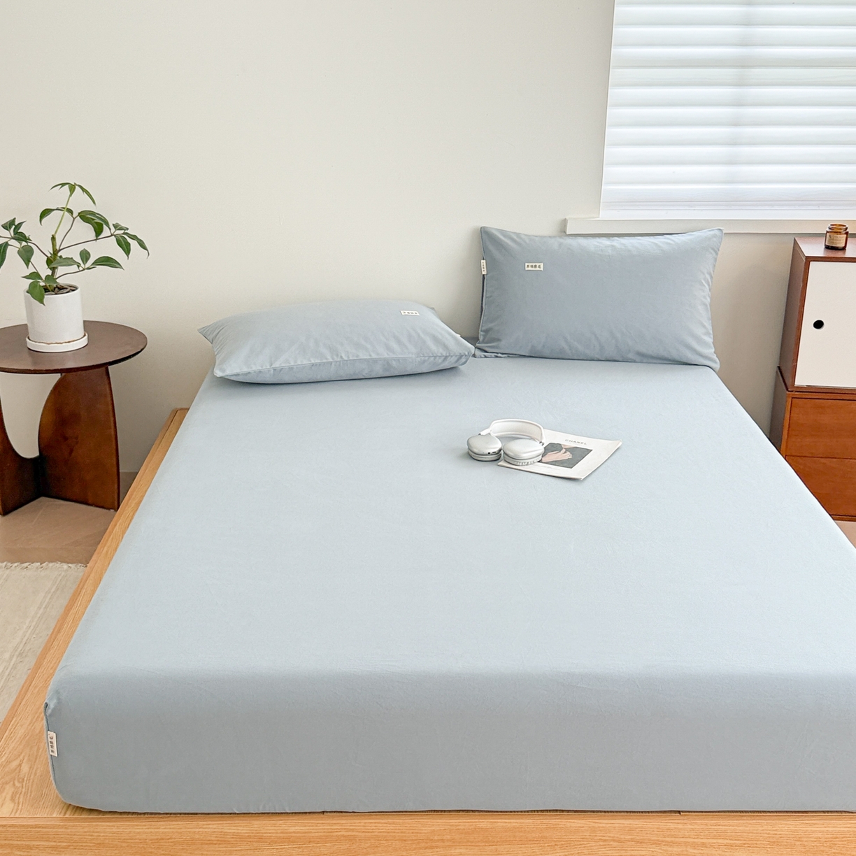 91家纺网 家纺一手货源 找家纺 眠博士 2025新款A类纯色全棉磨毛大床床笠三件套 磨毛床笠-陶瓷浅蓝