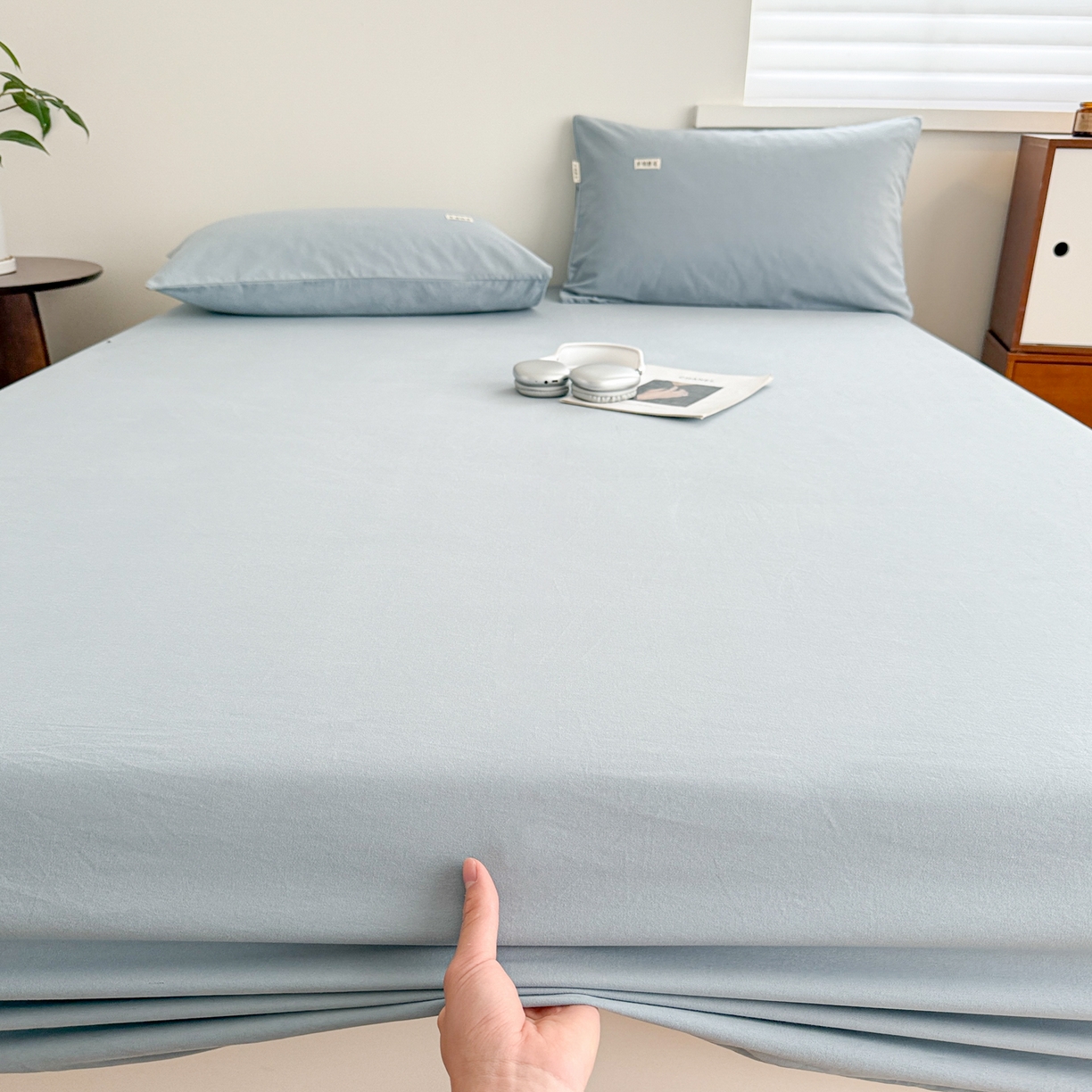 91家纺网 家纺一手货源 找家纺 眠博士 2025新款A类纯色全棉磨毛大床床笠三件套 磨毛床笠-陶瓷浅蓝