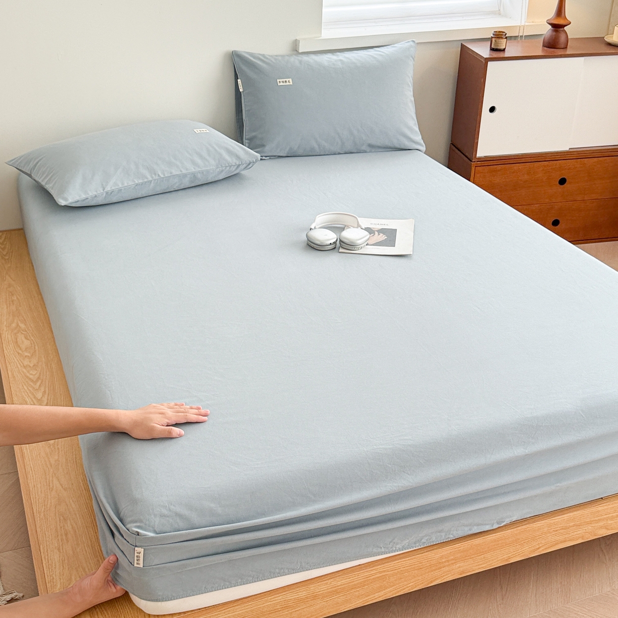 91家纺网 家纺一手货源 找家纺 眠博士 2025新款A类纯色全棉磨毛大床床笠三件套 磨毛床笠-陶瓷浅蓝