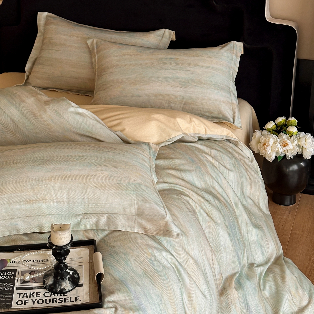 91家纺网 家纺一手货源 找家纺 羚羊语家纺 2025新款A类全棉生态磨毛100棉数码印花四件套活性磨毛轻奢美拉德系简约花卉床单床笠三件套 江山里